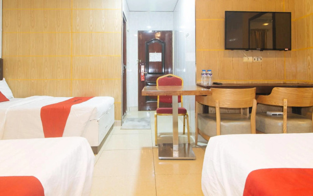 RedDoorz @ Winter Hotel Araneta