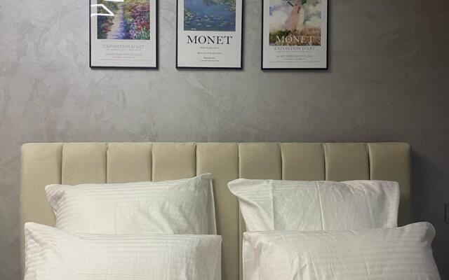 2ROOMS (2РУМС) на площади Сенная