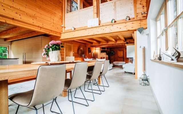 Hideway Chalet Gamsgluck With Pool and Sauna