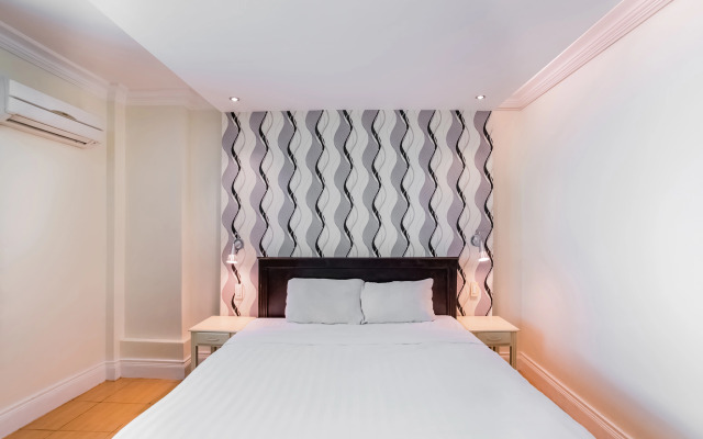 OYO 252 Hotel Euroasia (Vaccinated Staff)