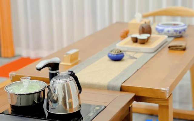 Xiangshan Xilai Homestay (People's Square Subway Dancheng Station)