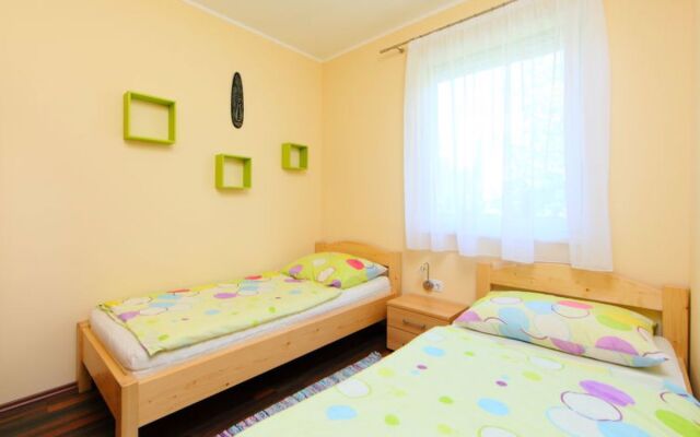 Balaton A2095