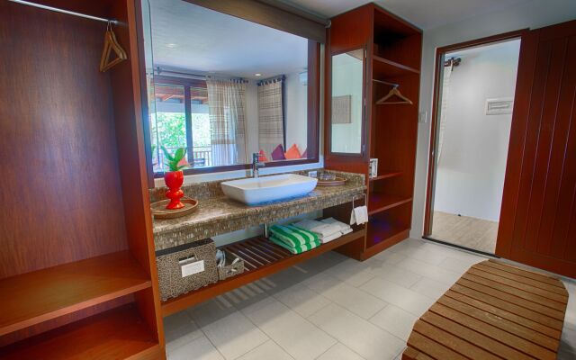 Amun Ini Beach Resort & Spa