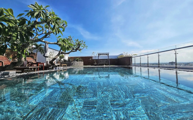 MTR Apartment & Hotel Da Nang