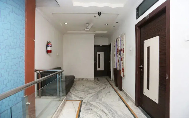 Oyo 24646 Hotel Gaurav Palace