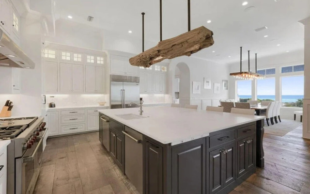 Bourbon Sea by Five Star Properties