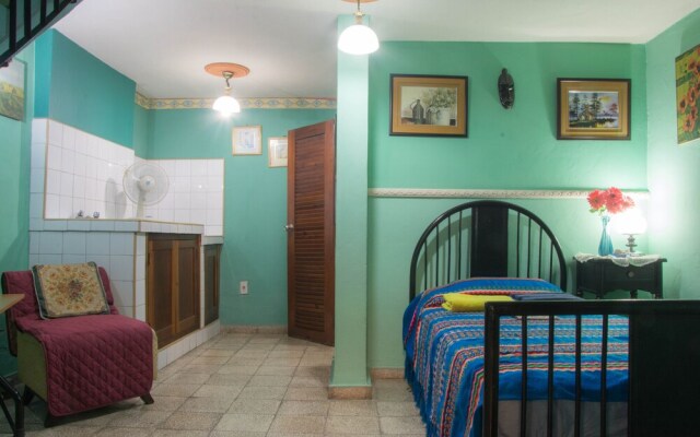 Casa Colonial Mayra y Enrique