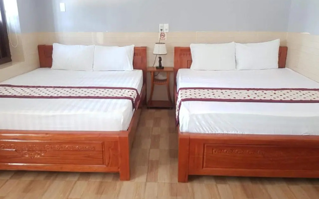 Anh Dong Hotel