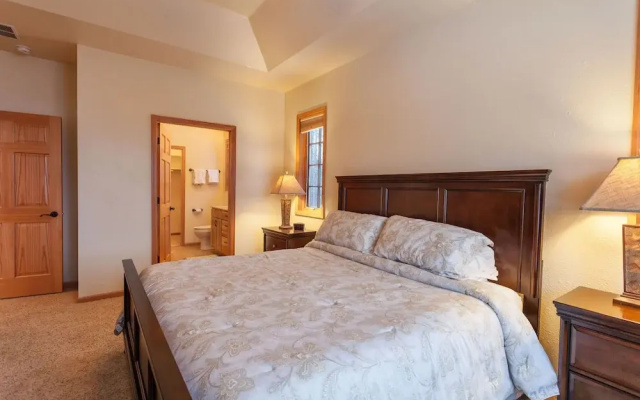 Copperwood #13 - 3 Br Condo