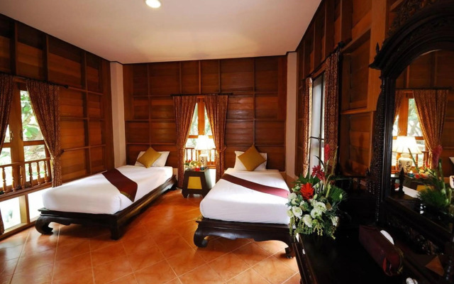 Phuwanalee Resort