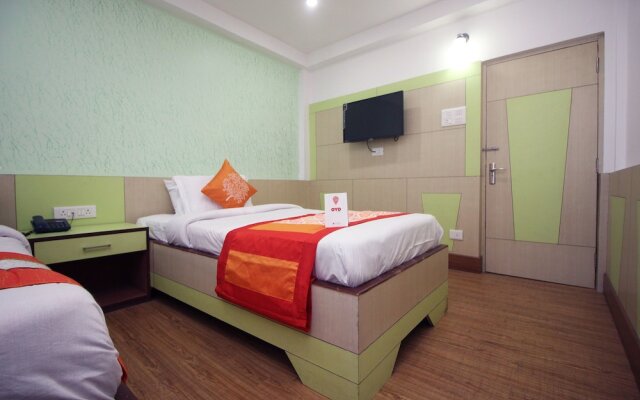 OYO 8241 Hotel Green Park