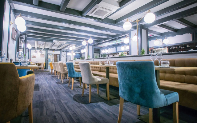 Kyriad Limoges Centre - Gare - Atrium