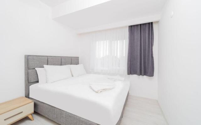 Modern and Comfortable Apartment in Muratpasa