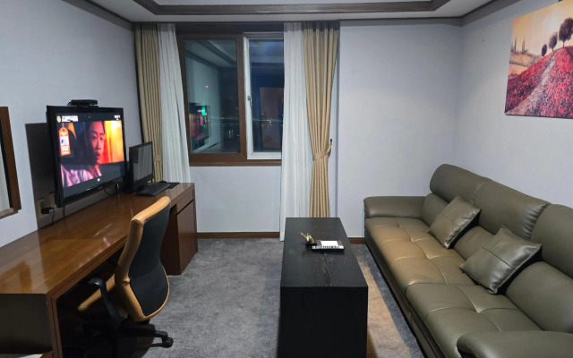 Narsha Hotel