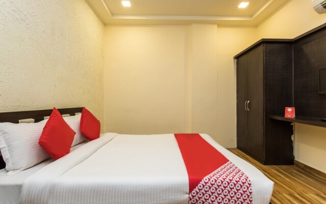 OYO 23471 Hotel Hilton Tower