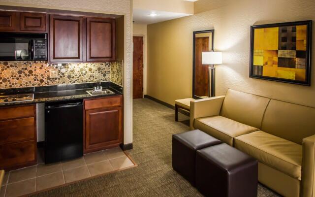 Quality Suites NYC Gateway