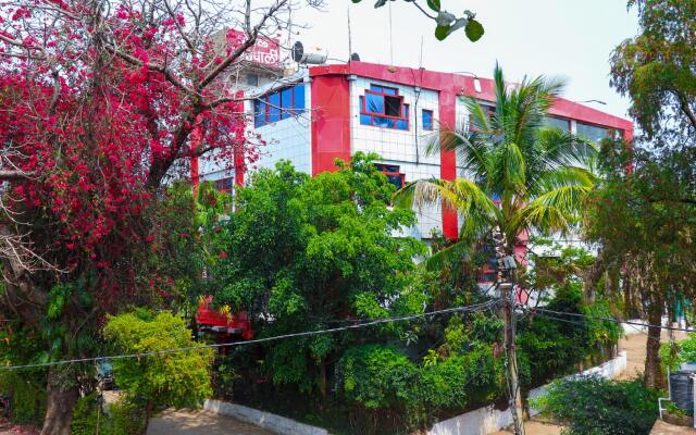 Hotel Amrapali Pachmarhi