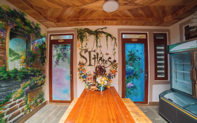 ST House DaLat