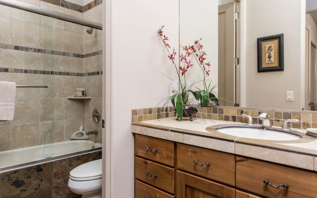 Lava Falls at Entrada Vacation Rentals