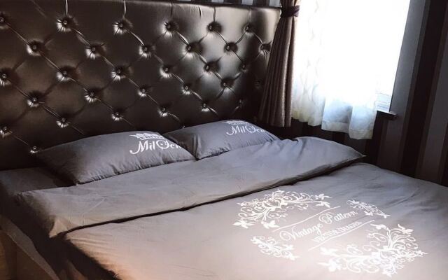 Hebi Weekend Inn