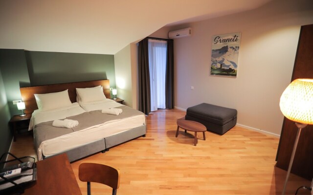 Hotel Sabu