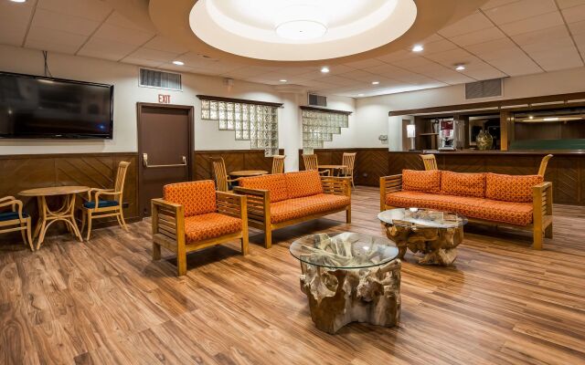 Airport Honolulu Hotel, Trademark Collection by Wyndham