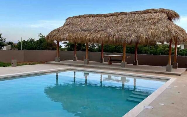 Luxury Beach Side Condo By SAMOTOGO Group