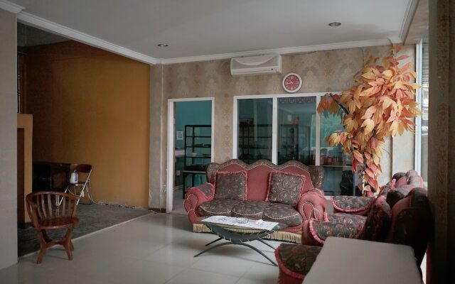 OYO 1531 Hotel Aini