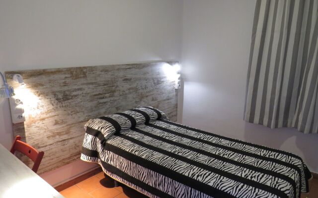 Hostel Almansa