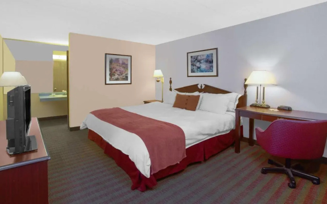 I-80 Inn & Suites
