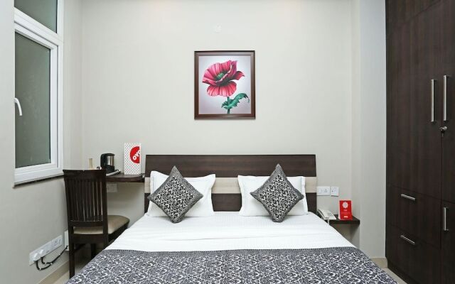Capital O 17150 Hotel Silver Royal