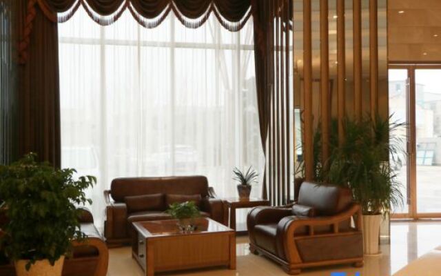 Yacht Holiday Hotel