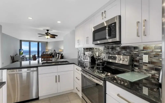 South Seas Tower 4-1204