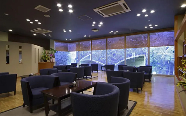 Tenku Kaiyu no Yado Suehiro