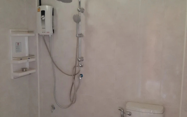 Baan Berm Family Inn