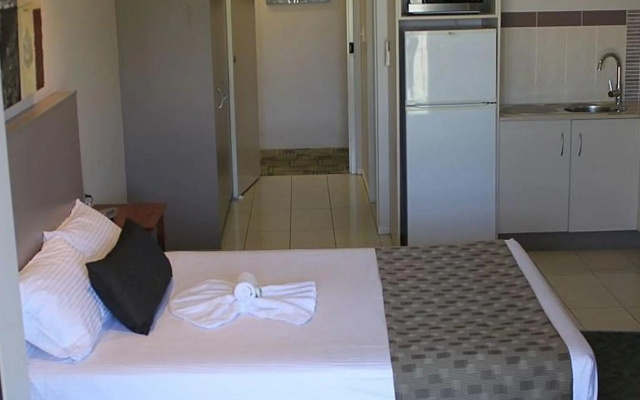 Emerald Executive Apartments – Guest Rooms – Emerald