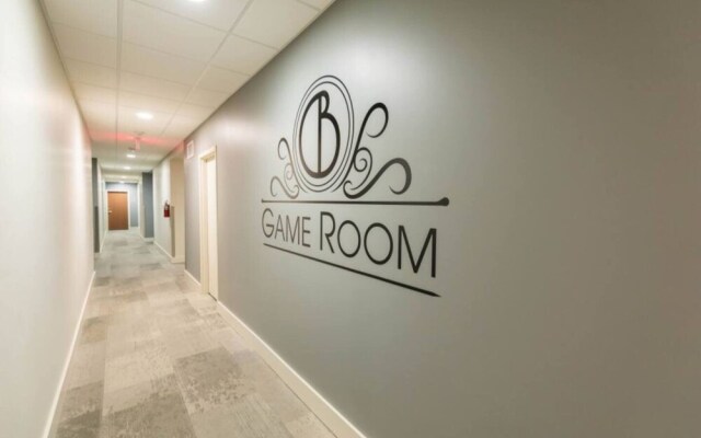 Magnificent Condo Near Bourbon Street