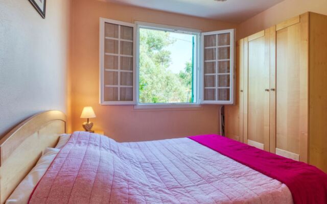 LA BRUYèRE (MVT220)