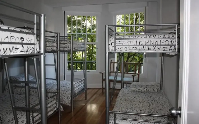 Aloha Hostel