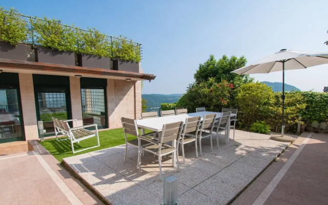 Villa Livia Luxury in Villanuova sul Clisi