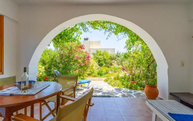 Maistros House - Walk To Beach - AC WIFI