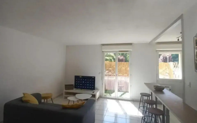 superbe T2 avec parking privé