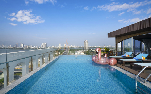 Gold Plaza Hotel Da Nang