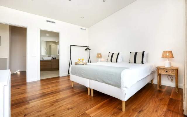 Green Essence Duplex in Faro by Misha s Place