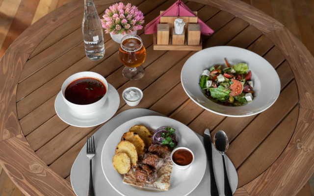 Park Hotel Vnukovo - Kartmazovo