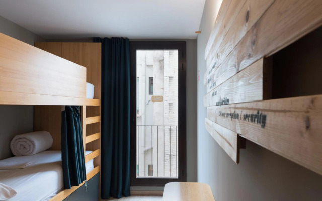 Yeah Barcelona Hostel