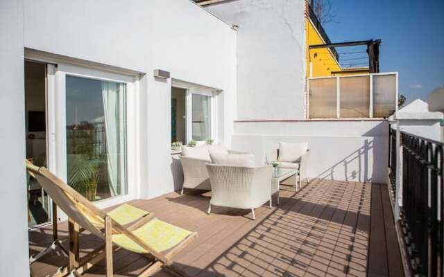 Stunning 1 bed W/sunny Terrace in Madrid Center