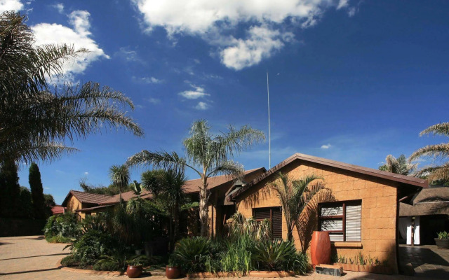 Summer Garden Guest House and Self Catering Apartments
