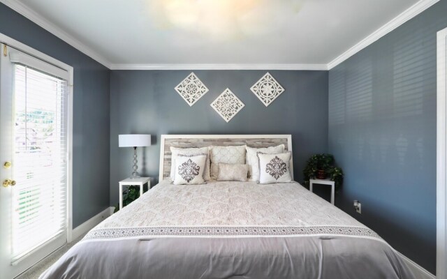 Lavish Riverside Retreat w/ Hot Tub, Gas Grill, Decks & More