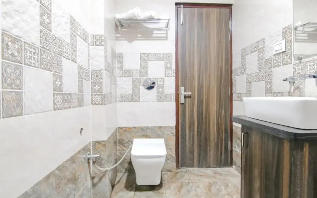 Fabhotel Galaxy View